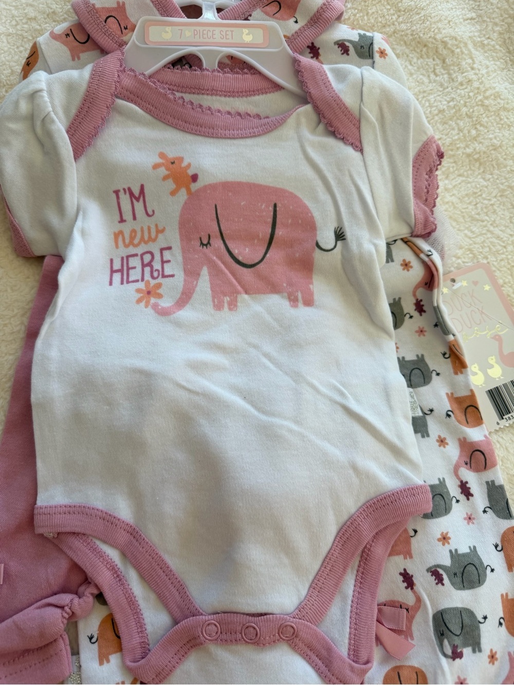 7-PIECE Duck Duck Goose Baby Girl Elephant Print Layette 0-3M NWT - Picture 2 of 7